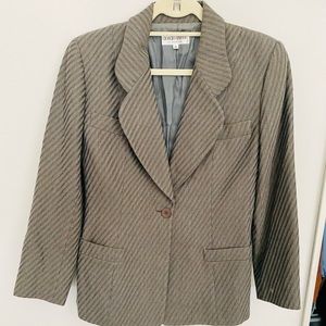 Georgia Armani Le Collection size 10